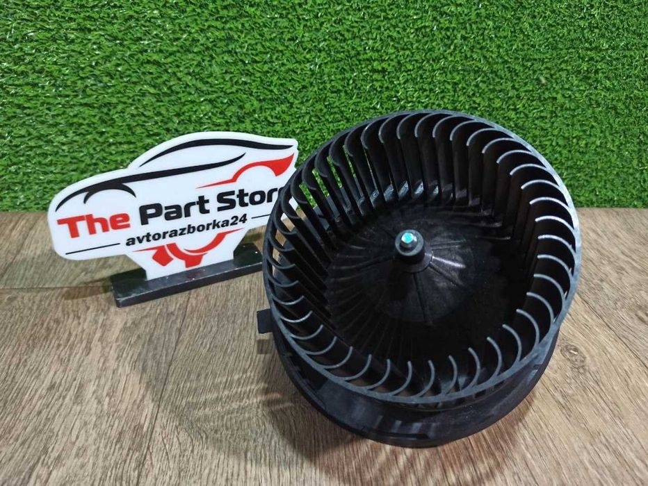 Моторчик пічки вентилятор салону 1K1819015 Шкода Ауді Сеат