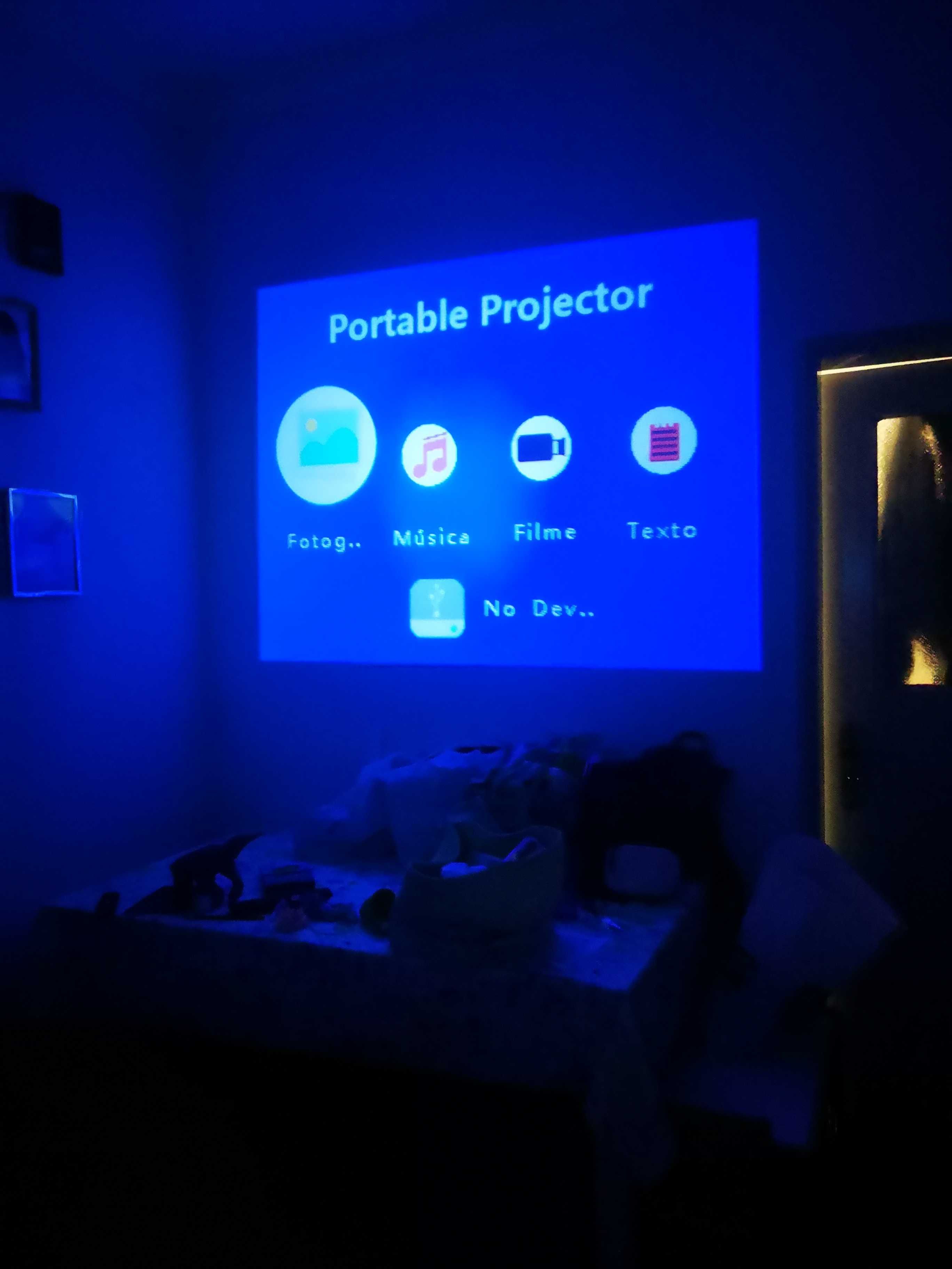 Mini Projector LED