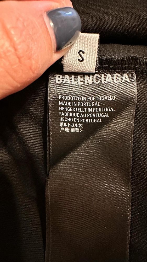 Футболка balenciaga