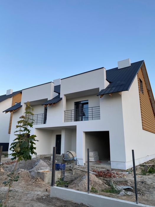 Кладка цегли, блока, дах,фасад.