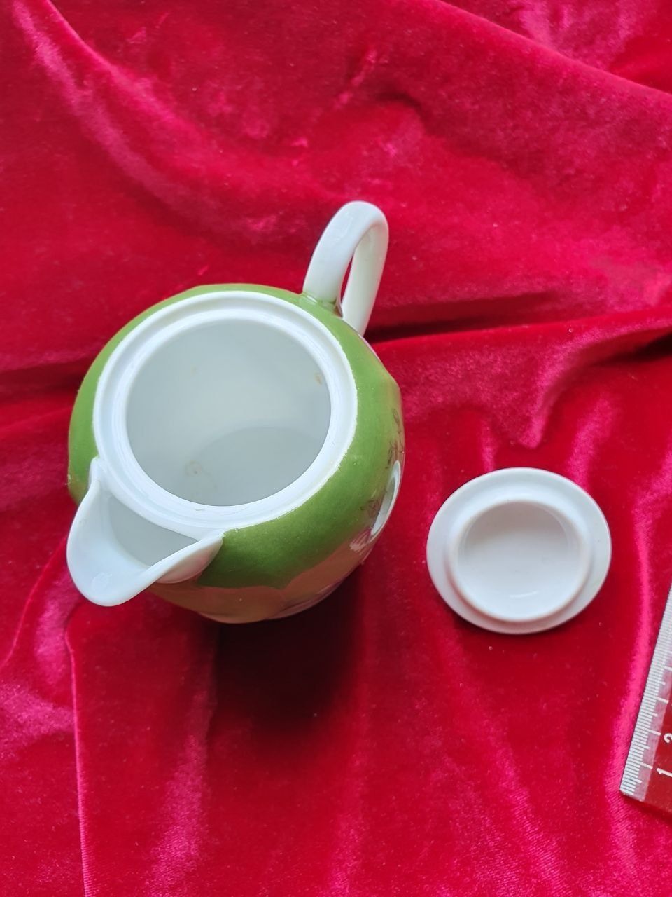 Фарфор Кузнецов сливочник, молочник