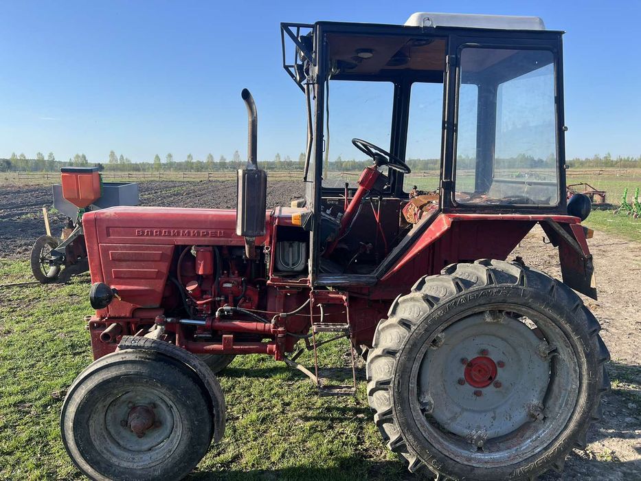 Продам трактор т 25