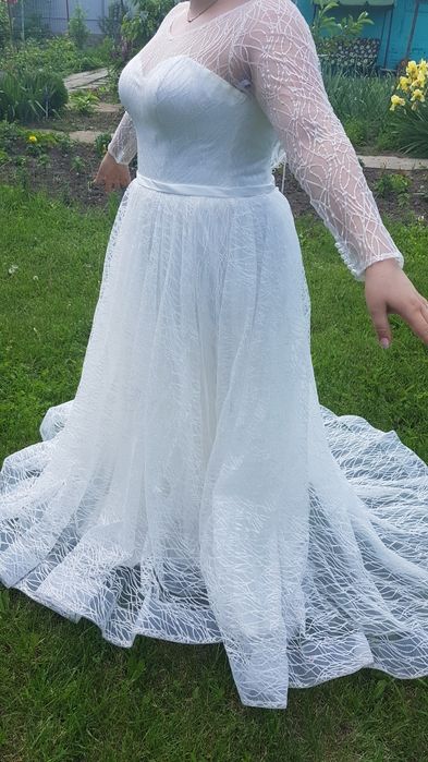 Свадебное платье