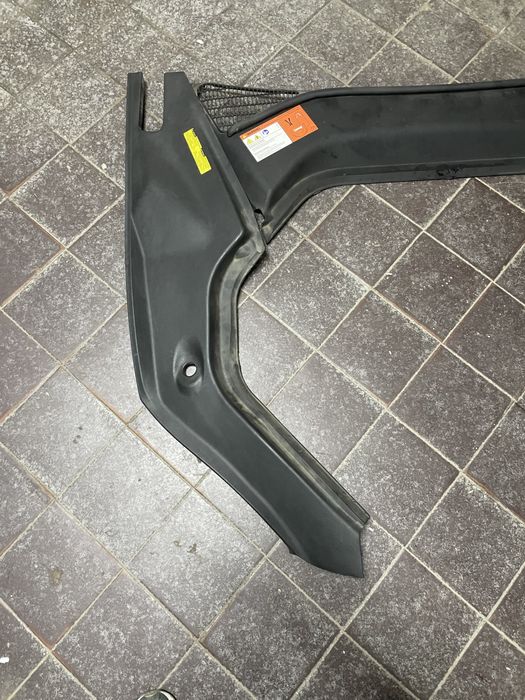 Пластик,обшивка,багажник,корито,Тесла S,дорест