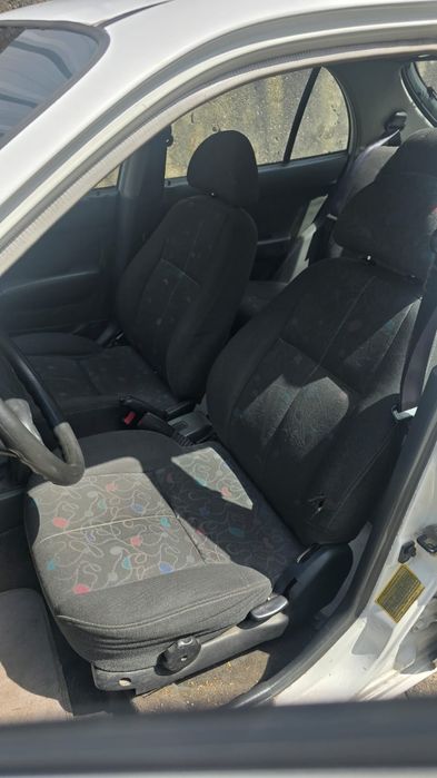 Hyundai Accent 1.3 Gasolina – 1997 – 5 portas