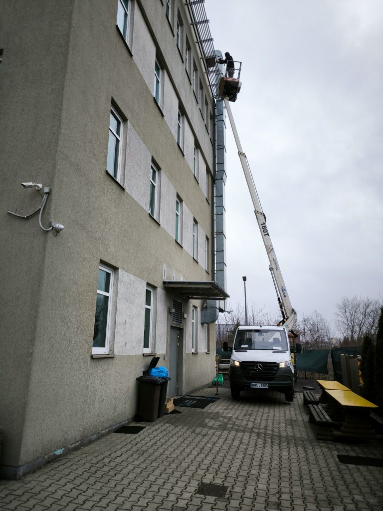 Podnośnik koszowy Warszawa 18-27M Wynajem  oraz usługi  zwyżka hds