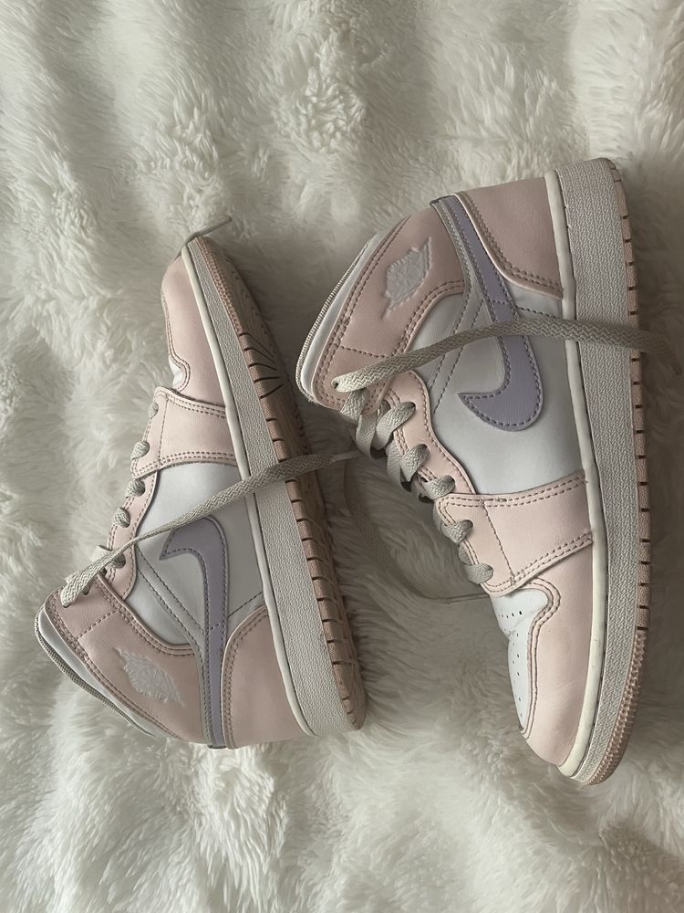 Air Jordan 1 Mid różowe buty, rozmiar 38.5