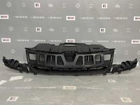 Центральний кронштейн бампера Renault Megane 3 09-11р. Новий оригінал