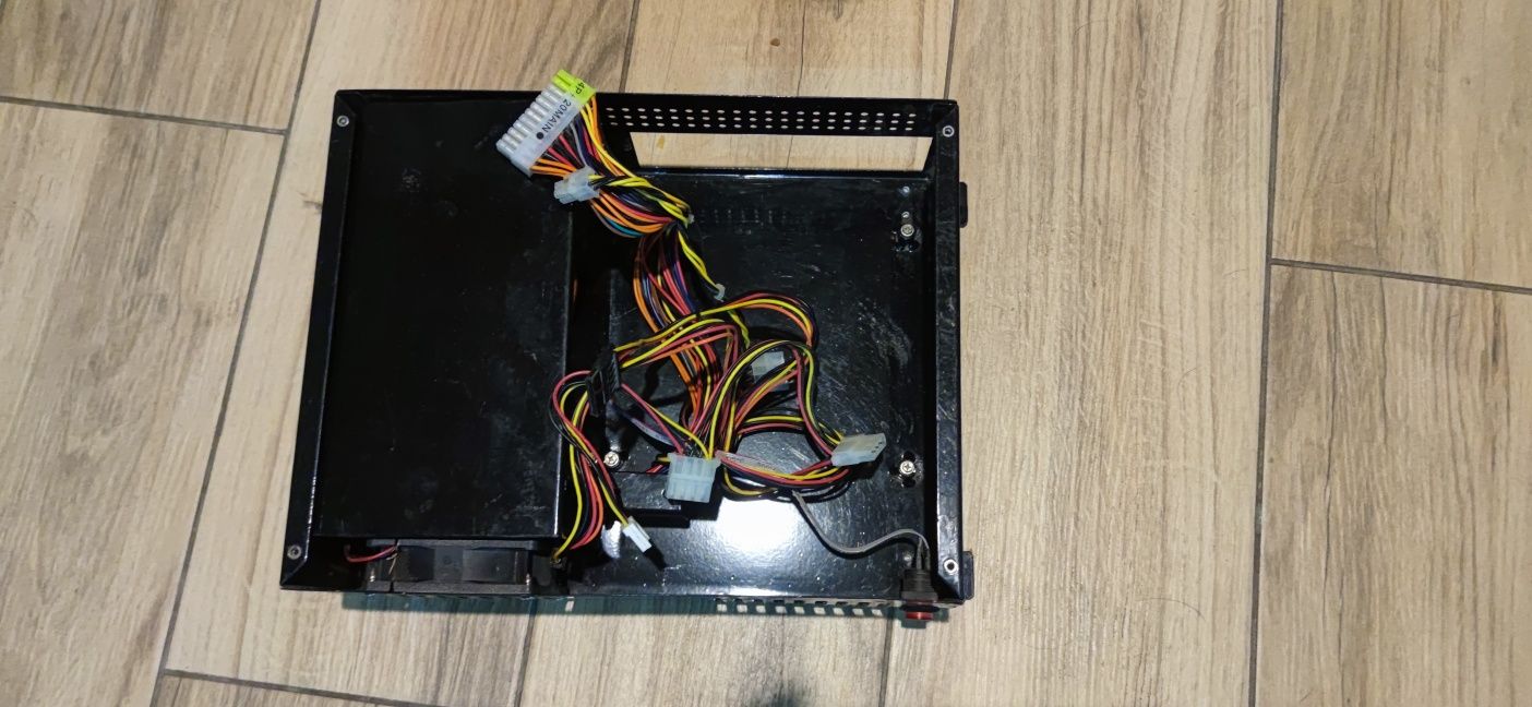 Корпус mini atx, з блоком живлення. Анти вандальний