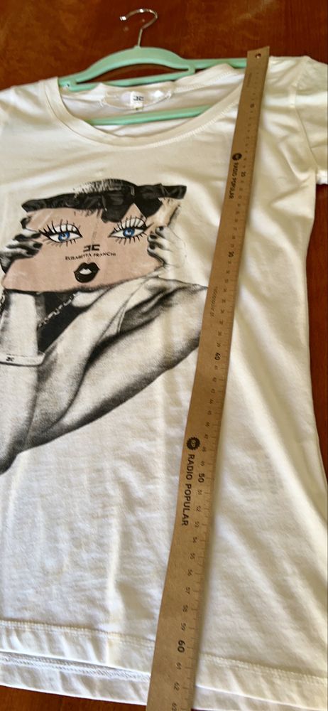 T shirt branca com estampado