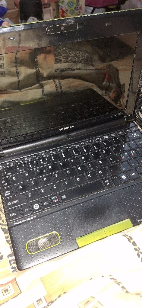 Нетбук toshiba nb550D