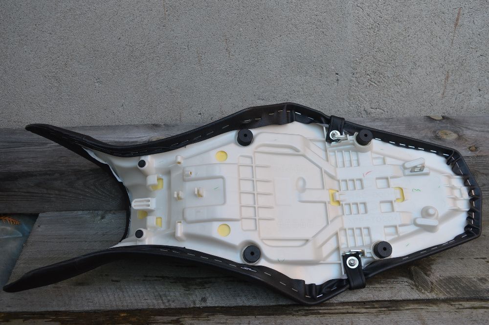 Yamaha MT 09 mt09 '13-16r SIEDZENIE kanapa NOWA oryginalna