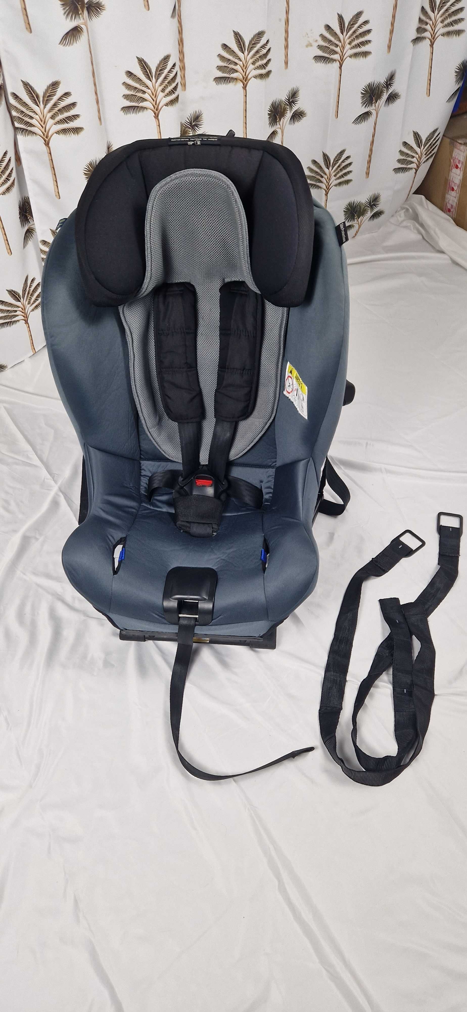 Fotelik samochodowy Axkid Minikid 1.0 9-25kg
