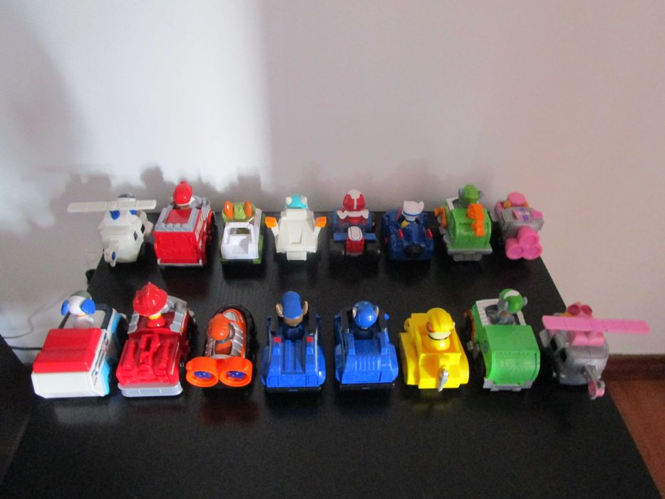 Conjunto de 8 Carrinhos (Racers) da Patrulha Pata / PAW Patrol