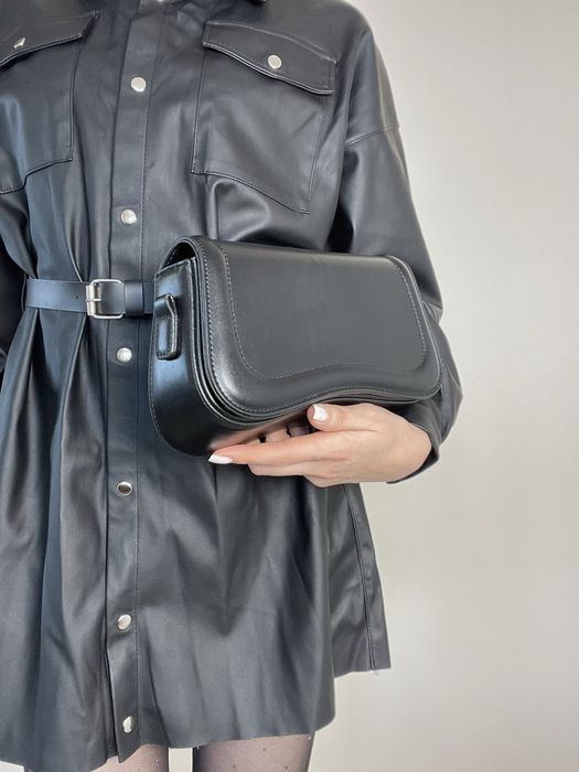 Сукня з еко шкіри