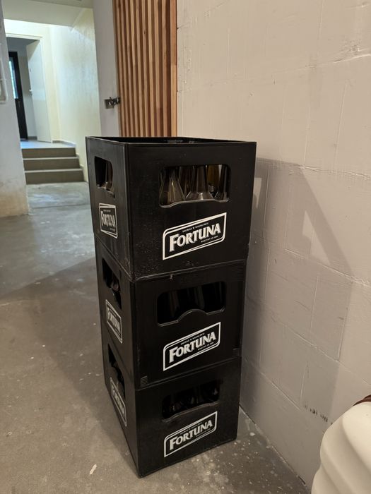 Skrzynki na piwo 3 szt z butelkaki