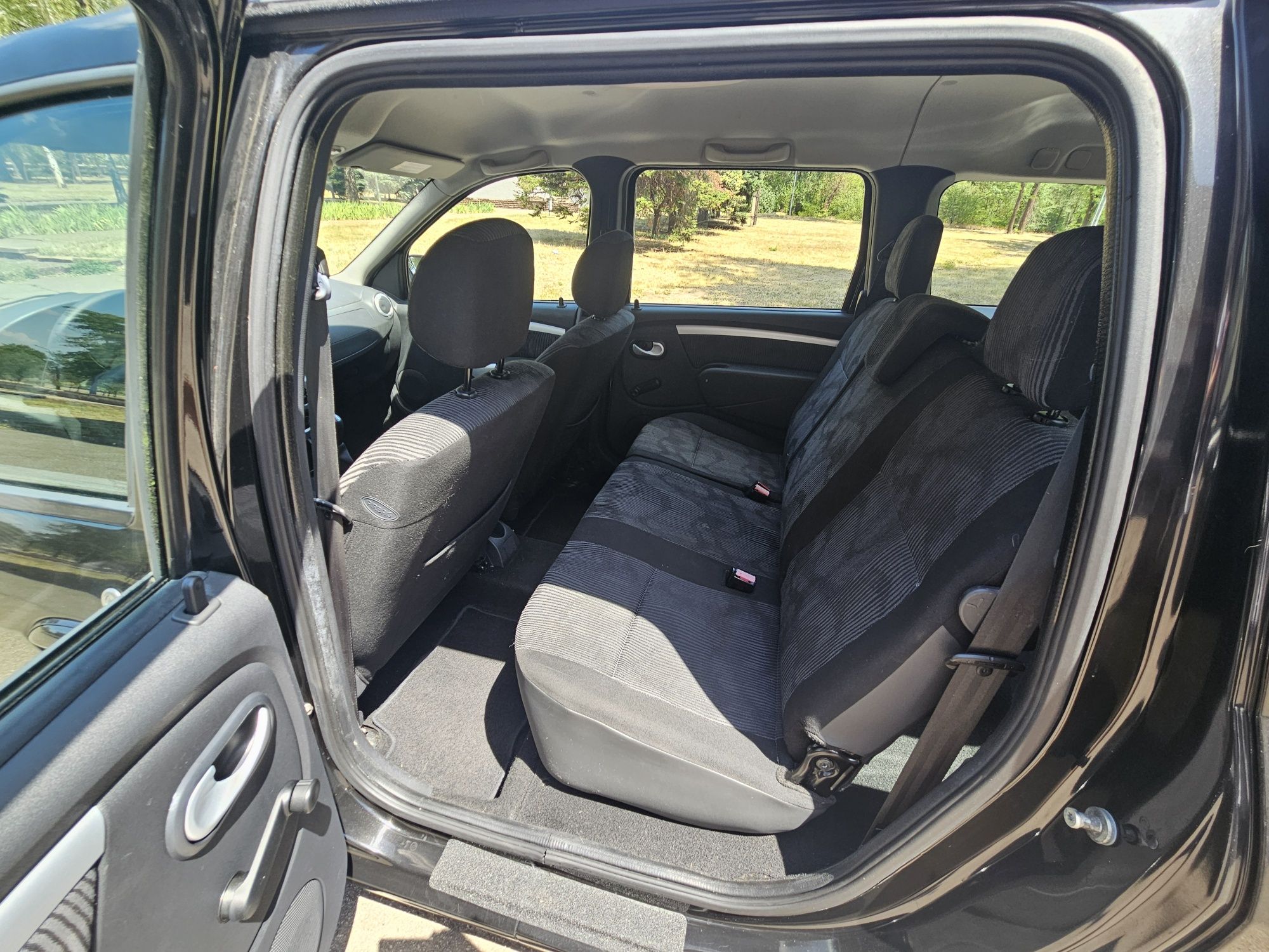 Продам Dacia Logan MCW Laureat +