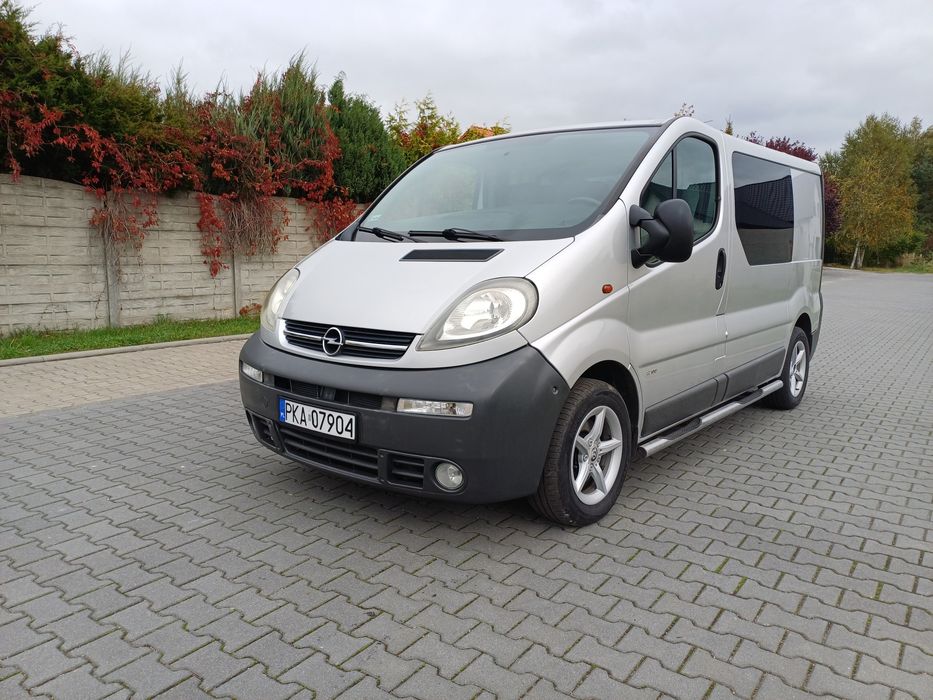 SUPER STAN!!Opel Vivaro 2.5d.KLIMA, ALUSY.Silny,Sprawny i Zadbany.HAK.