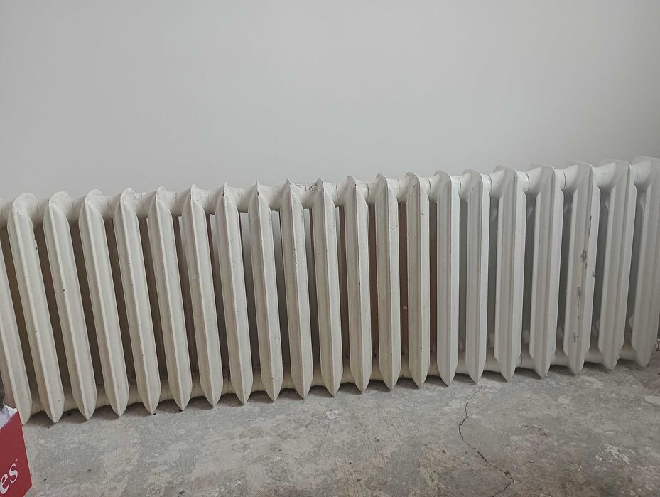 Grzejnik żeliwny prl 21 żeberek