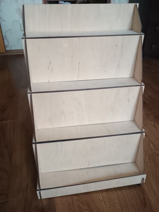 Стелаж дерев'яний рекламна стійка