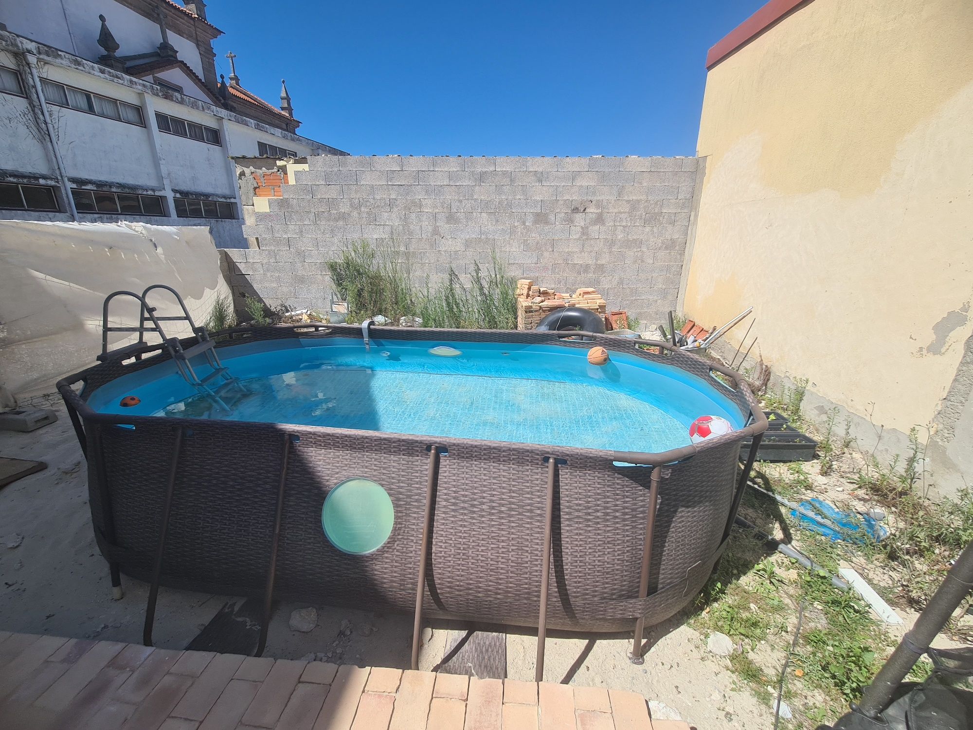 Piscina de montar bestway 4.30x2.50