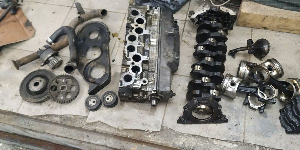 Запчасти к  двигателю ваз 2109-2115