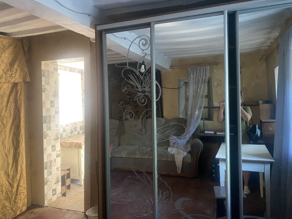 Будинок в Грушівці з великою ділянкою