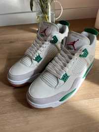 Jordan 4 Retro SB Pine Green 44