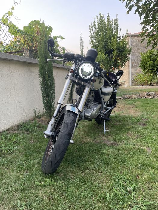 Mota café racer