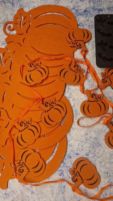 Zestaw halloweenowych dekoracji podkładki foremki silikonowe girlanda