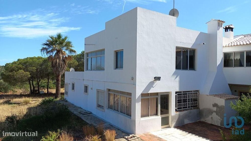 Casa / Villa T2 em Santa Bárbara de Nexe de 100,00 m2