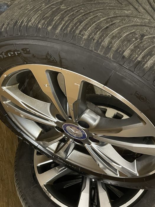 Zimowe 245/45 R17 99V Mercedes E klasse