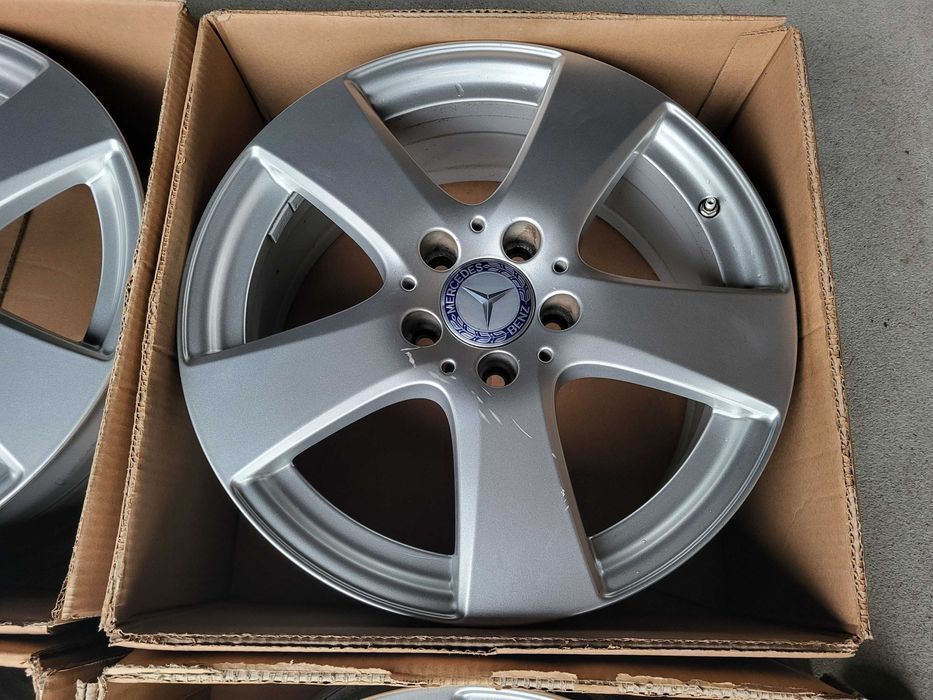 [487] Felgi aluminiowe Oryginał MERCEDES 17 Cali 5x112 ET48,5 Czujniki