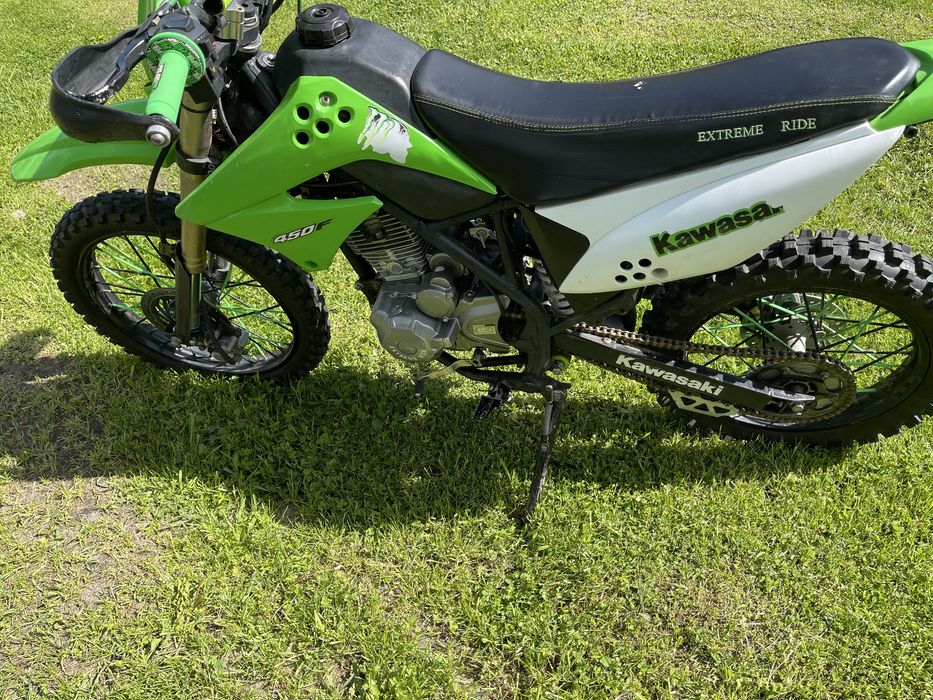 Cross Defender 150