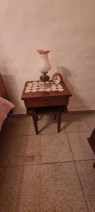 Mesinha de cabeceira Vintage