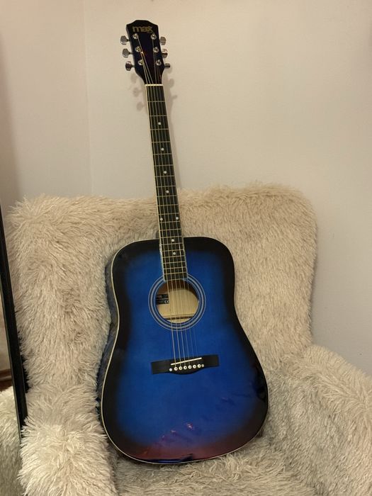 Gitara akustyczna 4/4 nowe struny wyregulowana