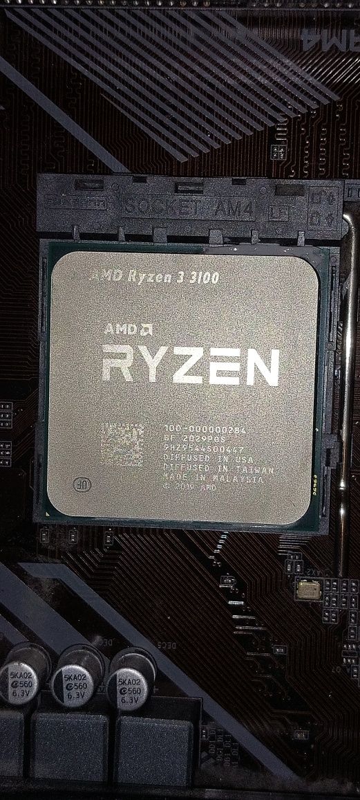 Procesor AMD Ryzen 3 3100