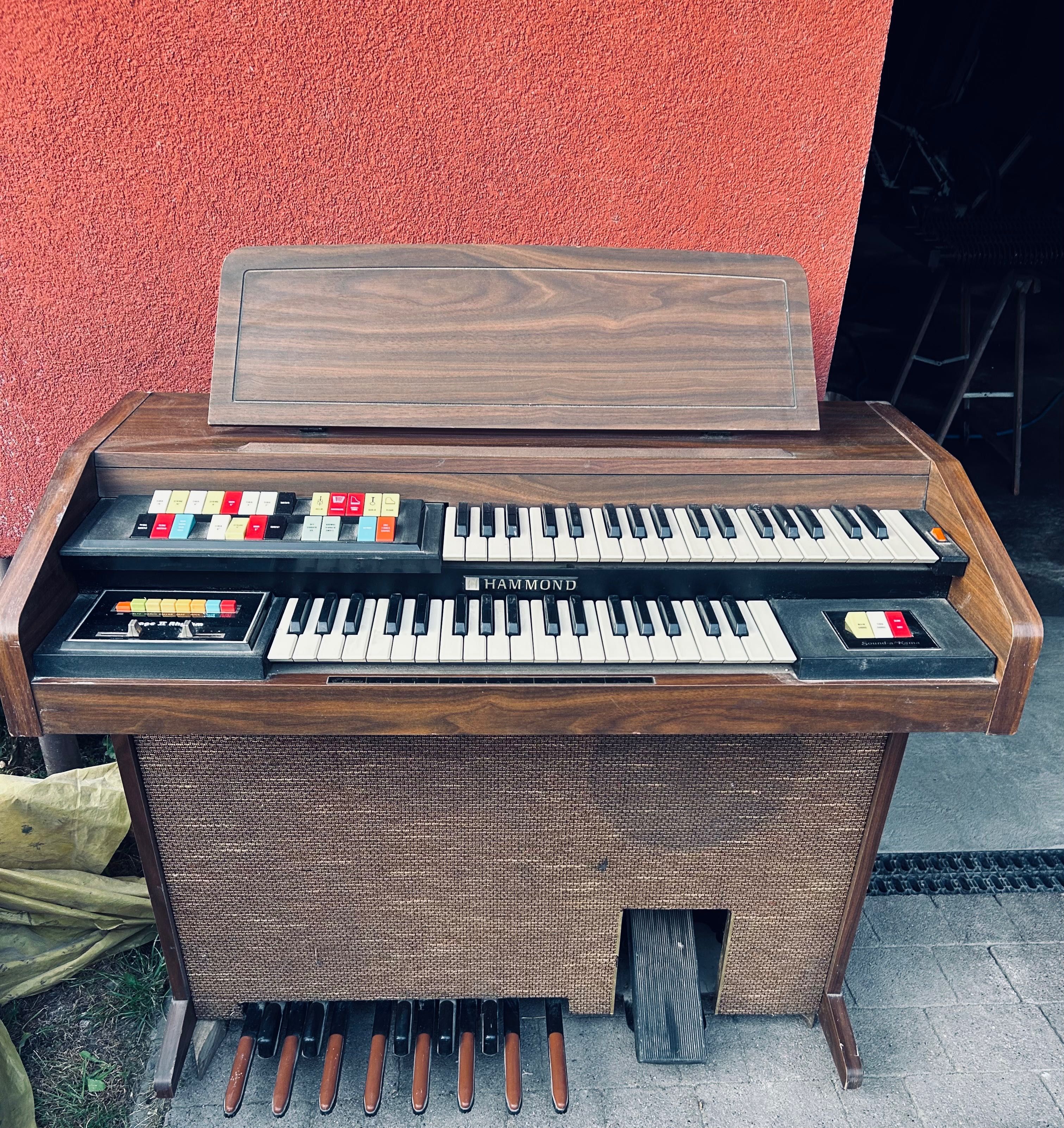 Organy hammond - klasyk w idealnym stanie