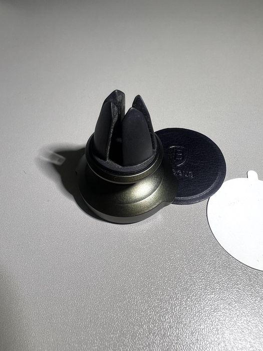 Автомобільний магнітний тримач для телефону BASEUS