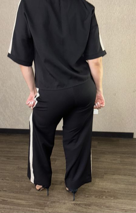 Продам косюм женский