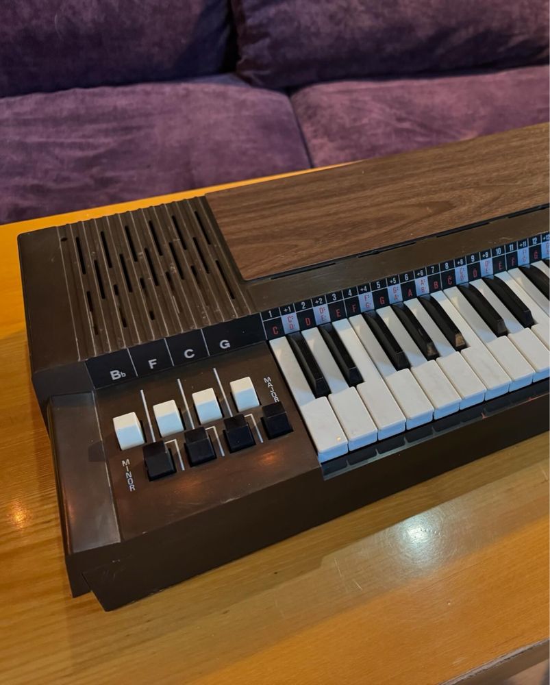 Bontempi B9 klasyczny keyboard vintage