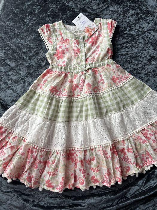 Sukieneczka w pastelowych kolorach