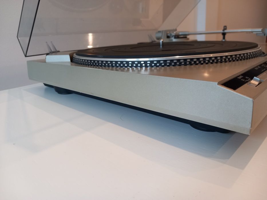 TECHNICS SL - B300  Gramofon full automat