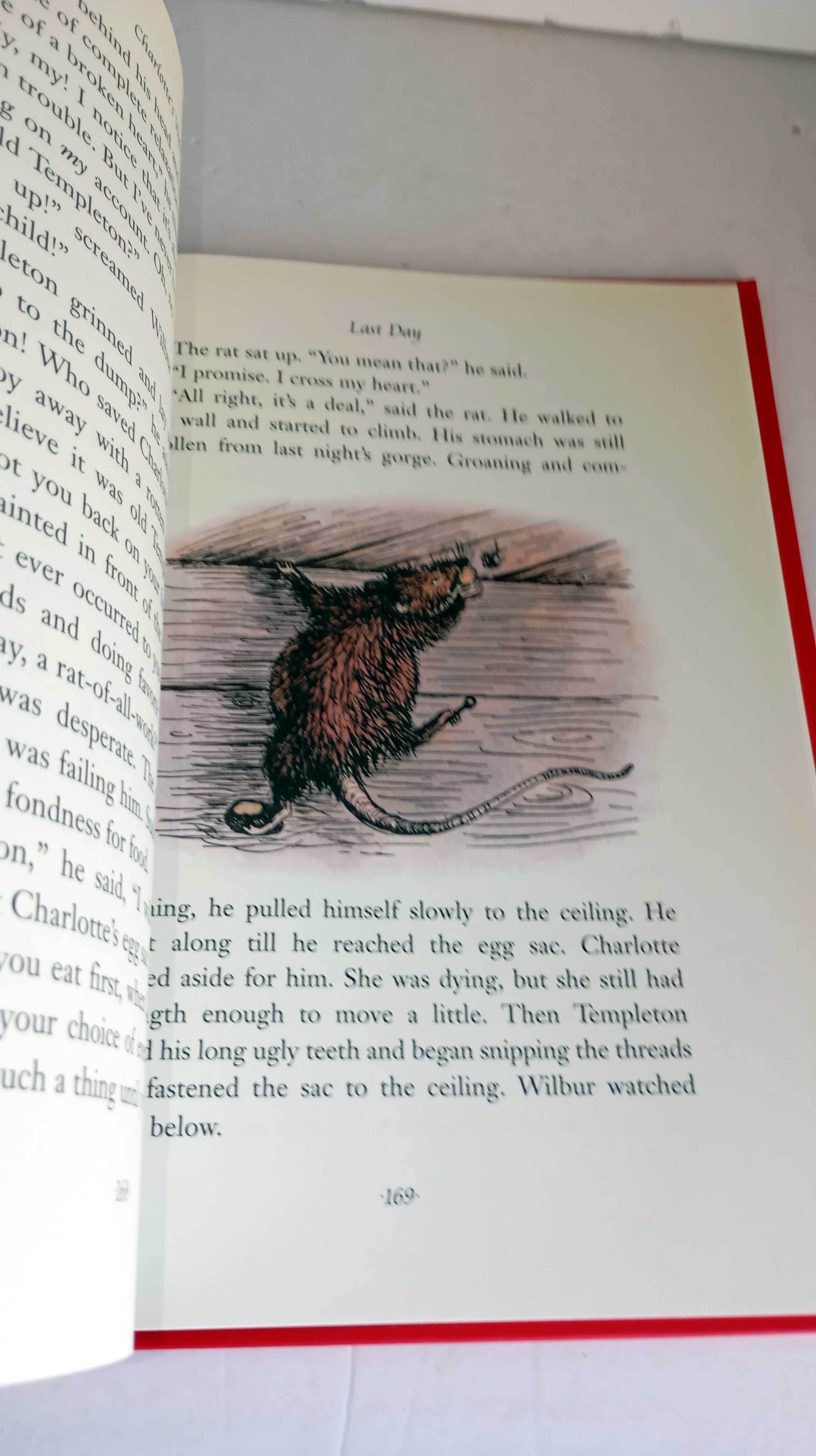 Charlotte's Web - E.B. White (livro em Inglês)
