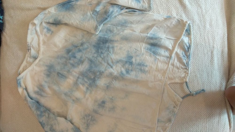 Biało niebieska bluzka rozmiar L