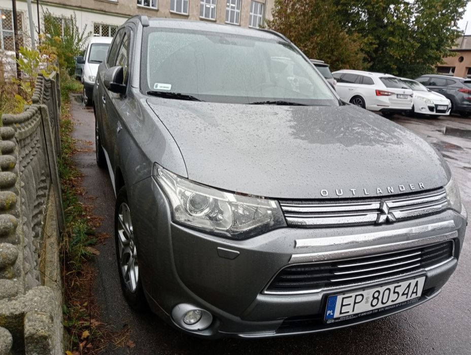 Mitsubishi Outlander III Phev 2.0 hybryd 4WD..
