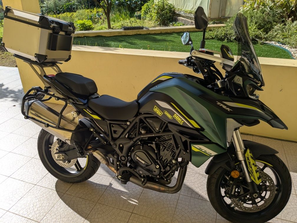 Benelli TRK 702 05/2024 só 2300 km