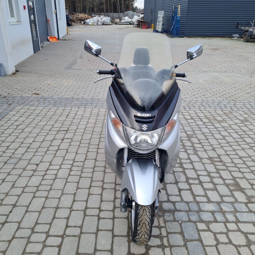 Suzuki Burgman 400 rok 2002