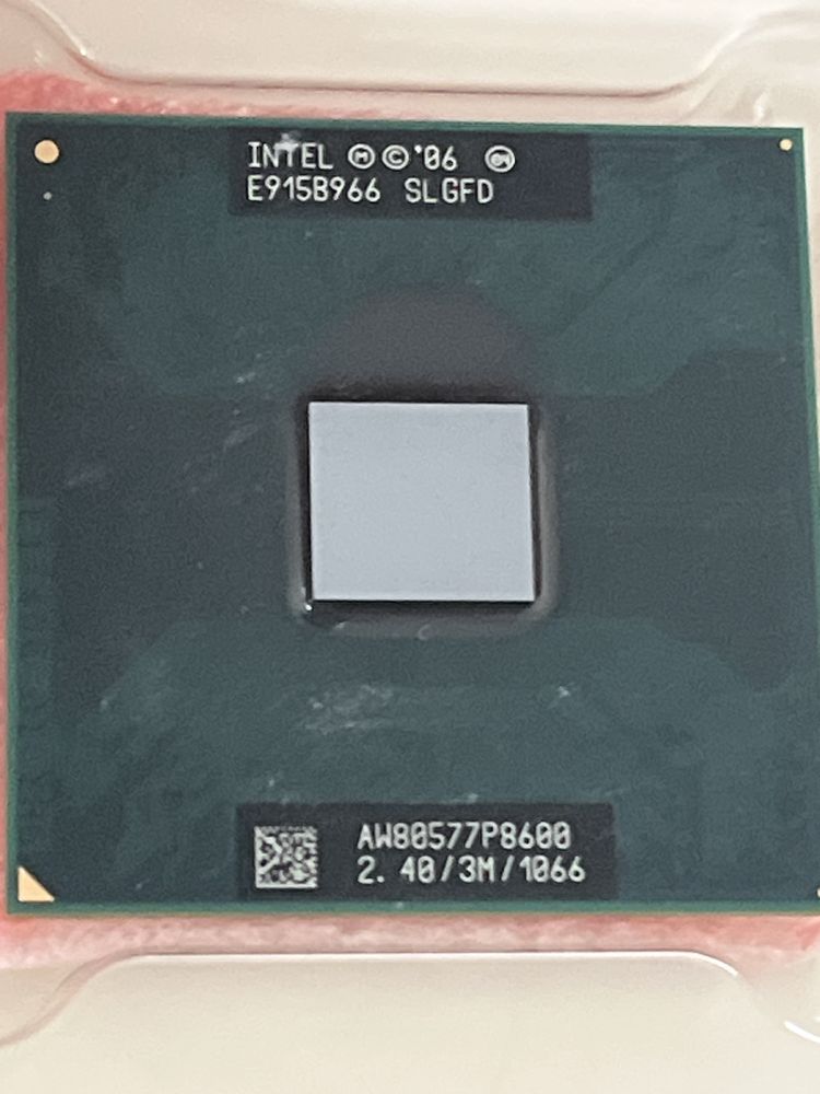 AMD A4-3300M, T9400