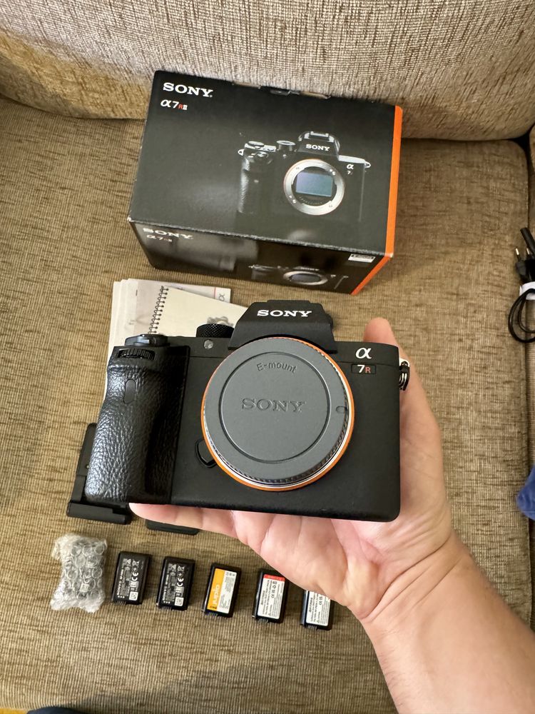 Câmera Sony a7R ii Full Frame 42.4 Mp 4K